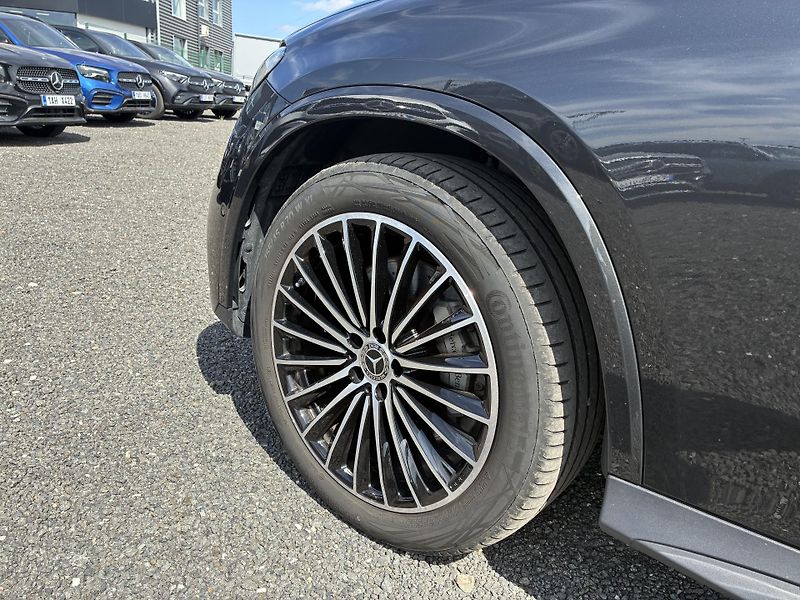 Mercedes-Benz GLC (2025) 220d 4MATIC - fotka 10 z 15