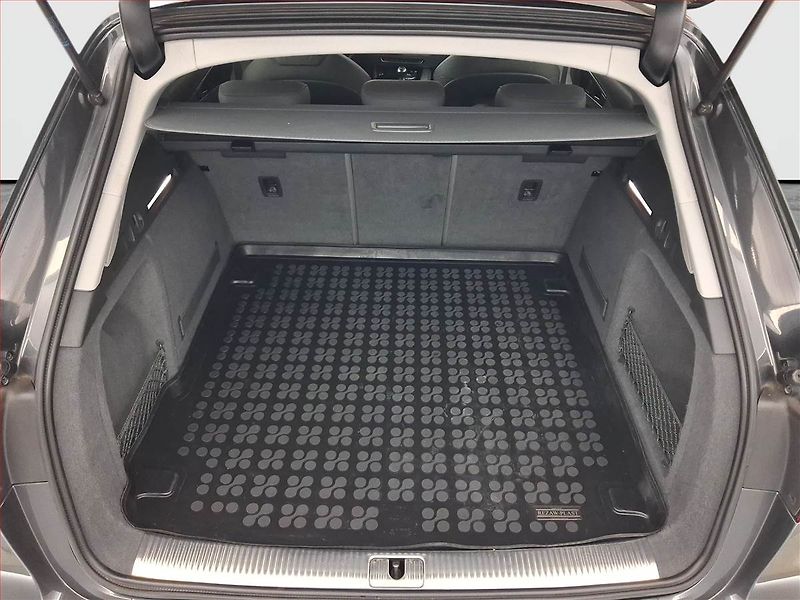 Audi A4 (2015) Design 2.0 TDI, Kůže, Navi - fotka 14 z 19