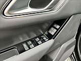 Land Rover Range Rover Velar (2026) 2,0 D200 S AWD* - náhled 10