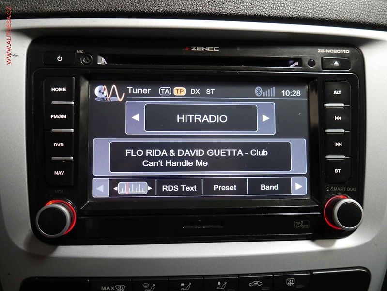 Škoda Octavia (2009) 1.9TDI, AC, temp - fotka 12 z 15