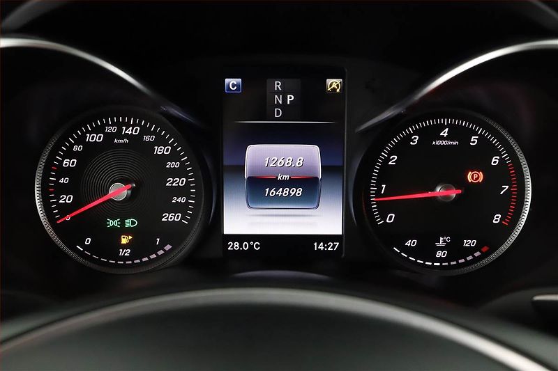 Mercedes-Benz Třídy C (2017) C 200 4MATIC, 4X4, Automat - fotka 8 z 21