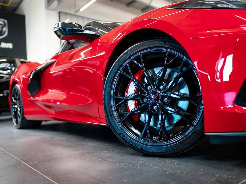 Chevrolet Corvette (2026) 6.2 Cabrio 3LT Z51 Facelift - fotka 40 z 42