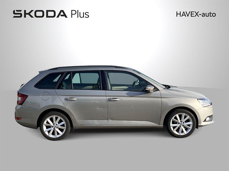 Škoda Fabia (2018) Combi 1.0 TSI Style Plus - fotka 3 z 33