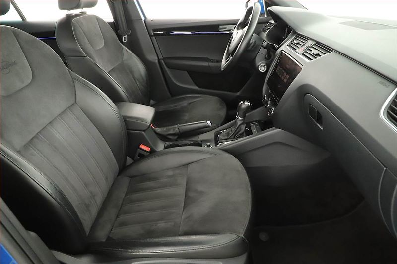 Škoda Octavia (2019) Laurin&Klement 2.0 TSI, 4X4 - fotka 7 z 18