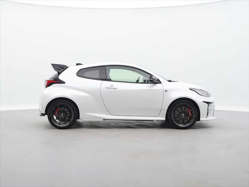 Toyota Yaris 1,6 Turbo AWD GR Four Circuit - fotka 8 z 25