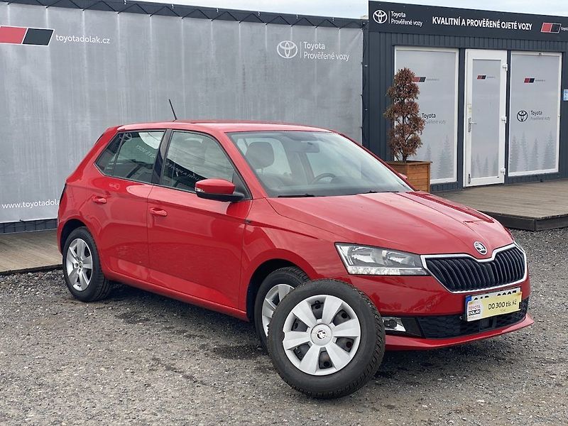 Škoda Fabia 1.0MPi, ČR, manual, 2x kola - fotka 1 z 16