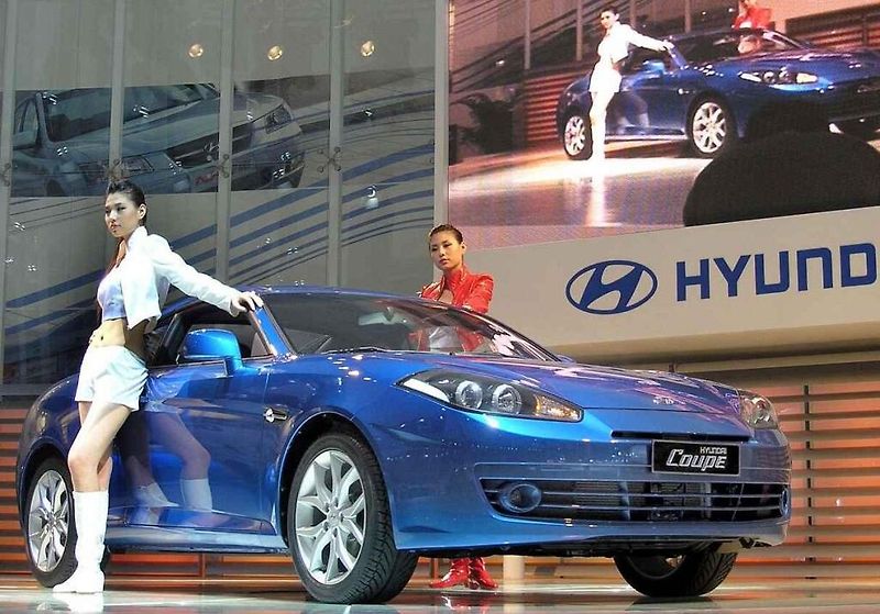 Hyundai Coupe.