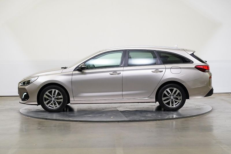 Hyundai i30 - fotka 3 z 23