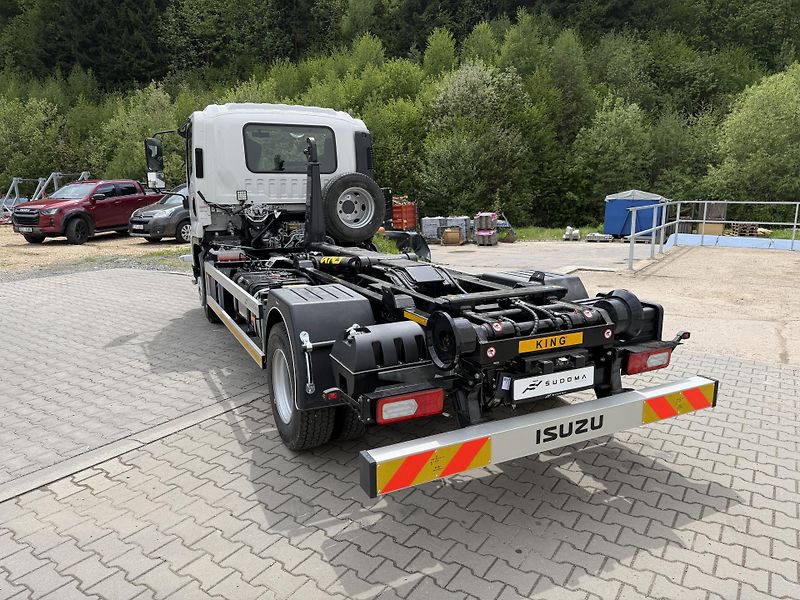 Isuzu F11 (2026) 5.2L, 240k, MT6, Hákový nosič - fotka 6 z 35