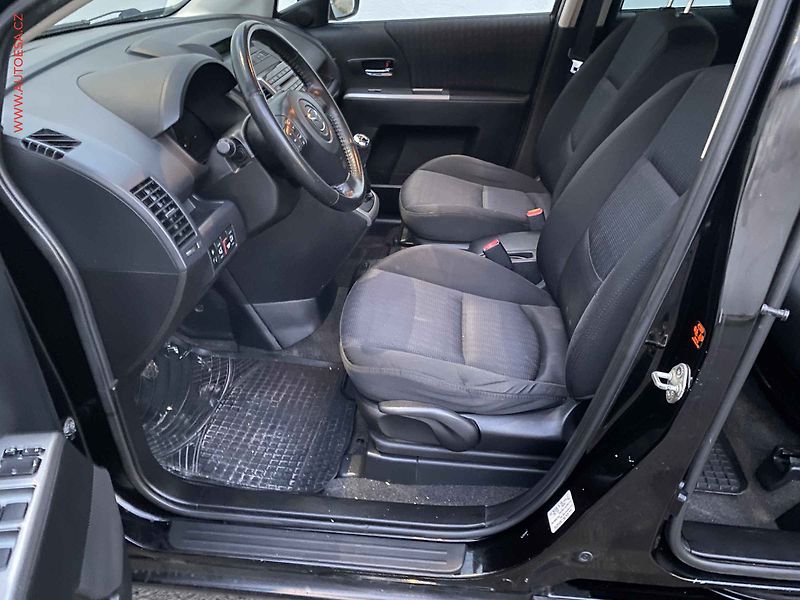 Mazda 5 (2010) 2.0d, AC, TZ - fotka 9 z 19