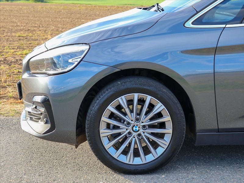 BMW Řada 2 1,5 216d Automat CZ Kůže LED - fotka 29 z 36