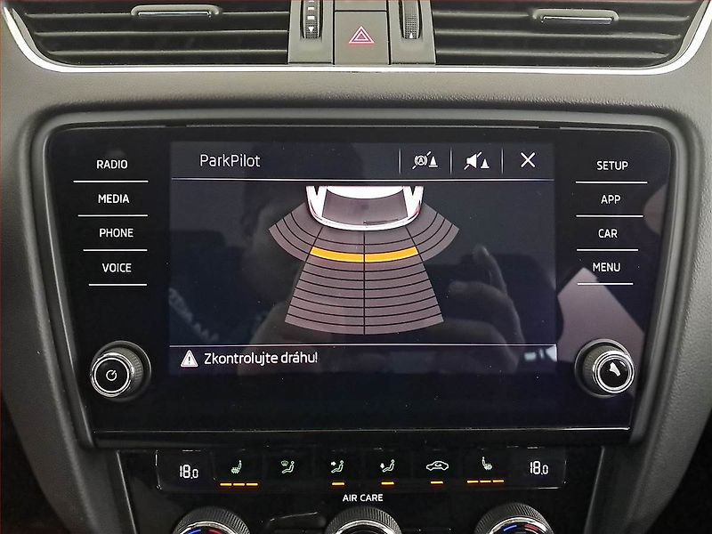 Škoda Octavia (2017) Style 1.6 TDI, Serv.kniha - fotka 13 z 16