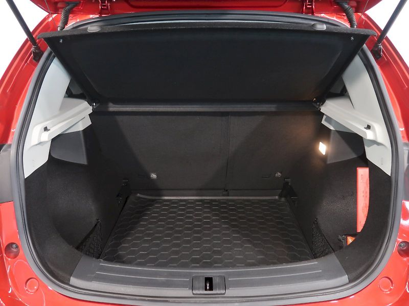 MG ZS (2022) EMOTION 1.5VTi-Tech 77KW - fotka 32 z 33