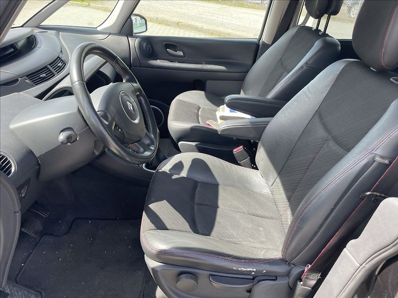 Renault Grand Espace 2,0 DCi 127kw Automat Tažné Kl - fotka 7 z 33