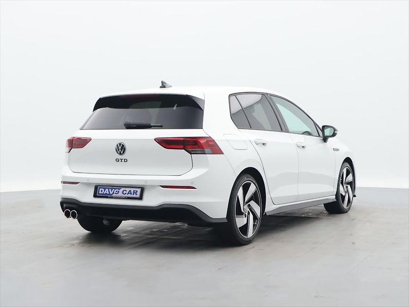 Volkswagen Golf 2,0 GTD 147kW DSG CZ DPH VIII - fotka 7 z 31