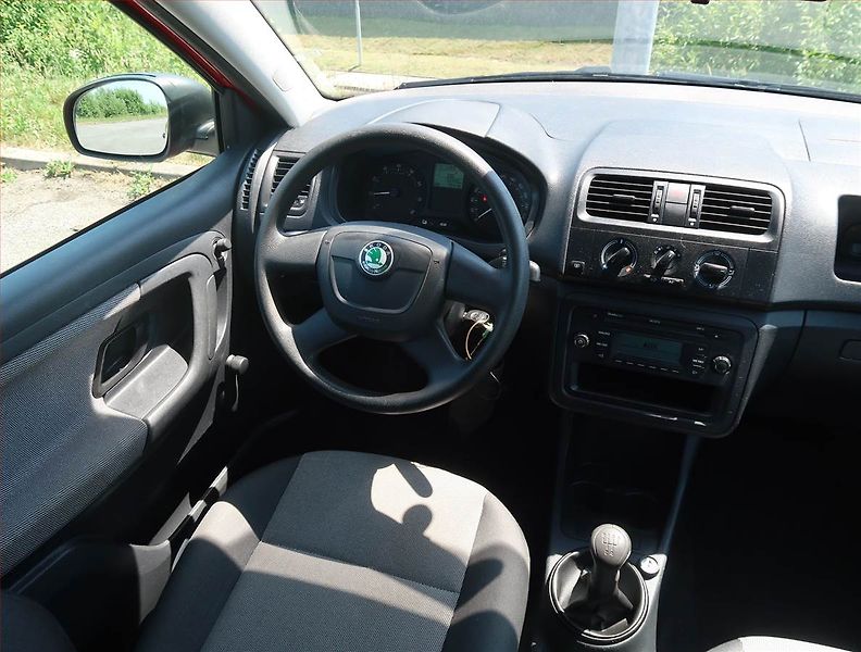 Škoda Fabia (2012) 1.2 12V, Serv.kniha - fotka 7 z 14