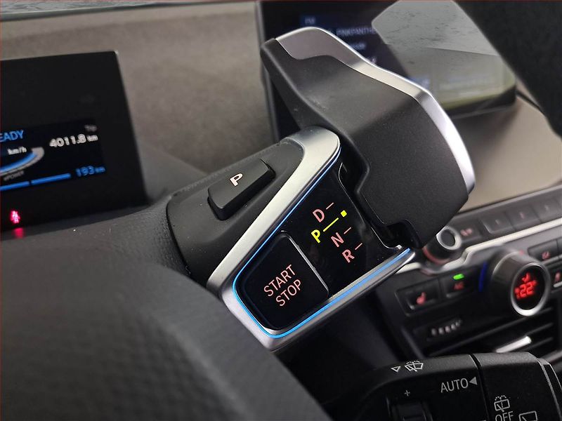 BMW i3 (2019) 120Ah BEV, SoH 82%, Automat - fotka 13 z 22