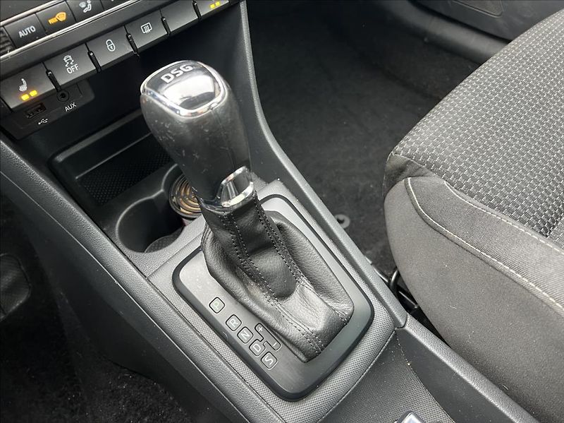 Škoda Rapid 1,6 TDi,Pano,DSG,TZ,Navi,DPH - fotka 20 z 21