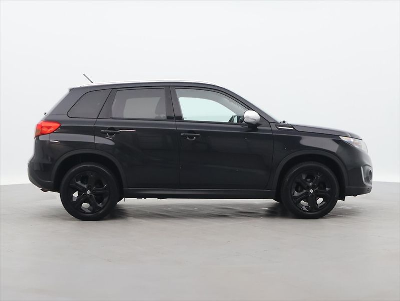 Suzuki Vitara 1.4 BJet AllGrip 103kW 1.Maj - fotka 8 z 36