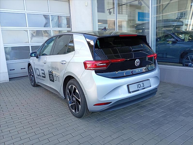 Volkswagen ID.3 (2025) Pro People 150 kW, 59 kWh - fotka 7 z 16