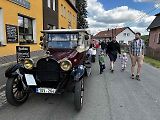 Jízda historických vozidel po Pašeráckých stezkách v obci Rybník.