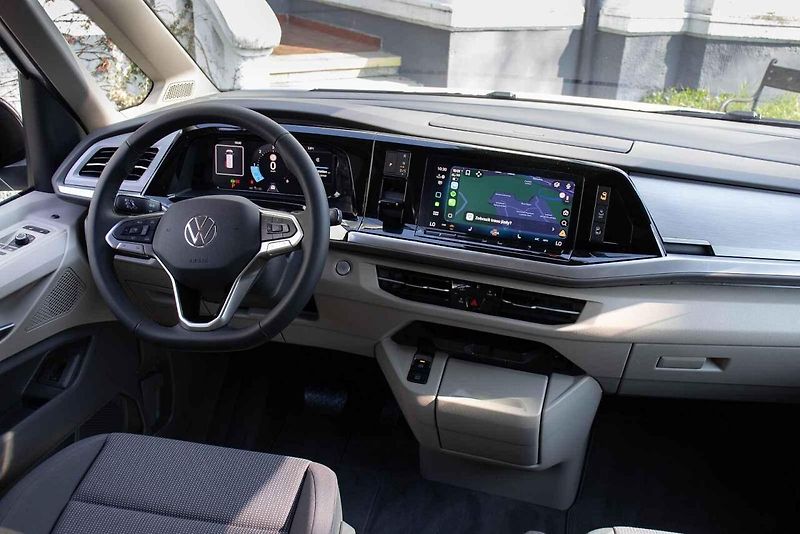 Volkswagen Multivan T7.