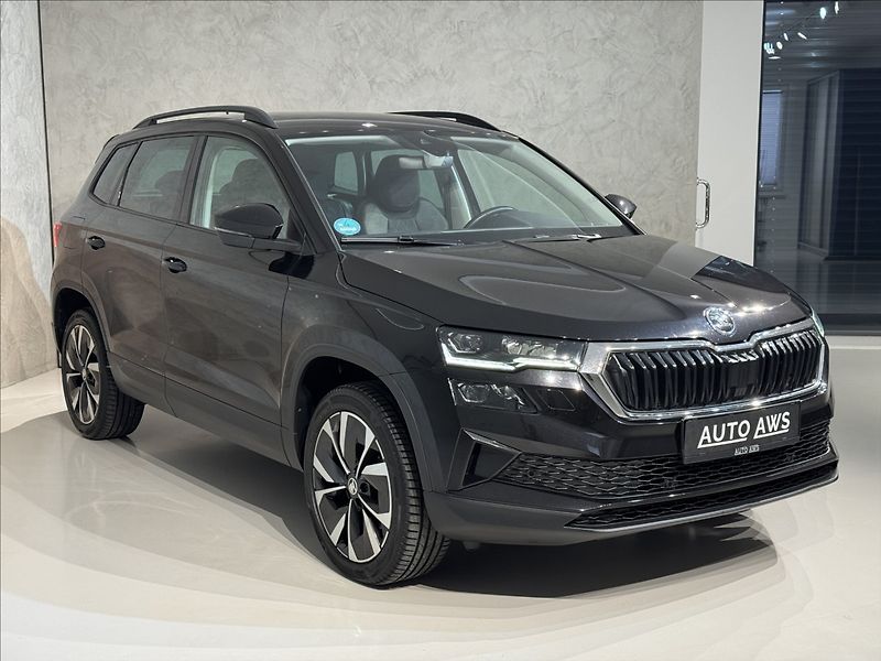 Škoda Karoq 1,5 TSi  DSG Style LED Kamera - fotka 3 z 46