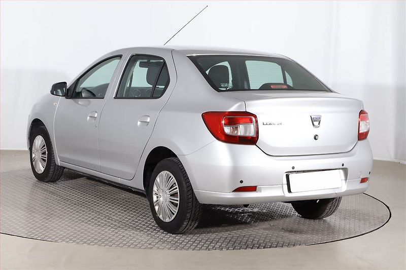 Dacia Logan (2016) 1.2 16V, Park. senzory - fotka 4 z 16