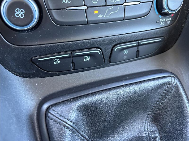 Ford Transit Connect 1,5 Ecoblue 74kW L1 - fotka 32 z 32
