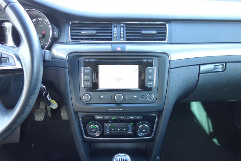 Škoda Superb 2,0 TDi 103KW,ČR,ACTIVE,4x4. - fotka 21 z 35