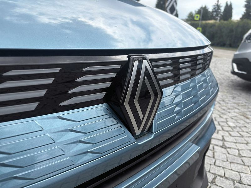 Renault Symbioz (2026) Techno E-Tech 160 fullhybrid - fotka 15 z 39