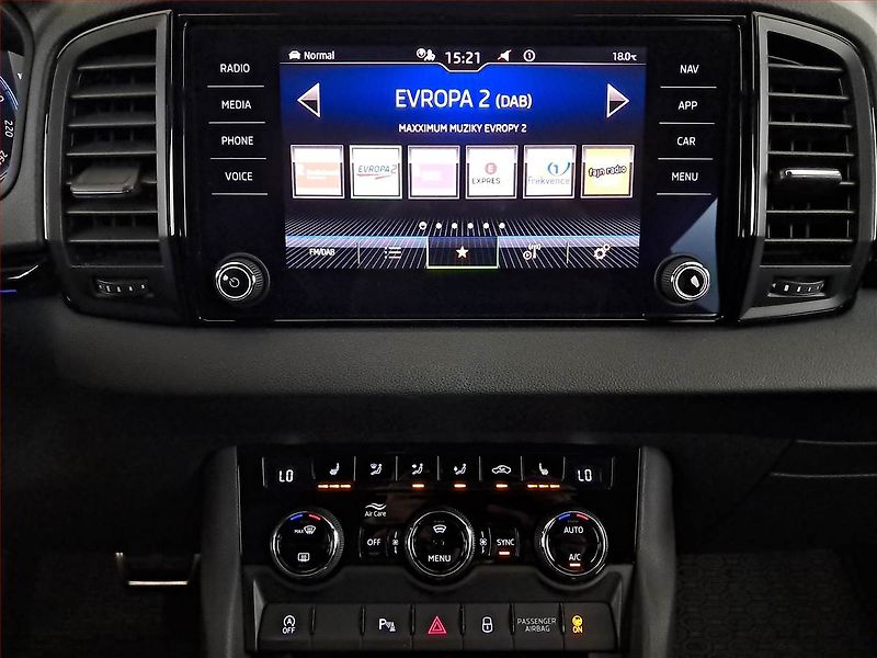 Škoda Karoq (2021) Sportline 2.0 TDI - fotka 12 z 17