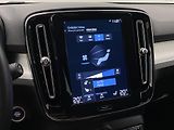 Volvo XC40 T3 MOMENTUM AUT REZERVACE - náhled 39