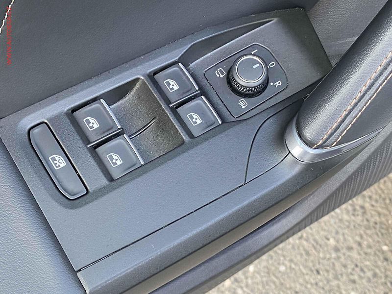 Cupra Formentor (2021) 2.0 TSi 4Drive, DSG, navi, - fotka 11 z 21