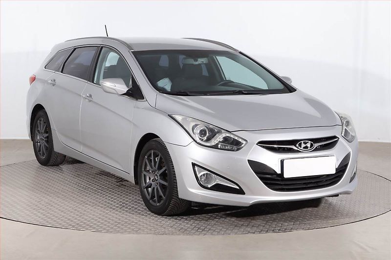 Hyundai i40 (2012) 1.7 CRDi, Serv.kniha, Xenony - fotografie inzerátu