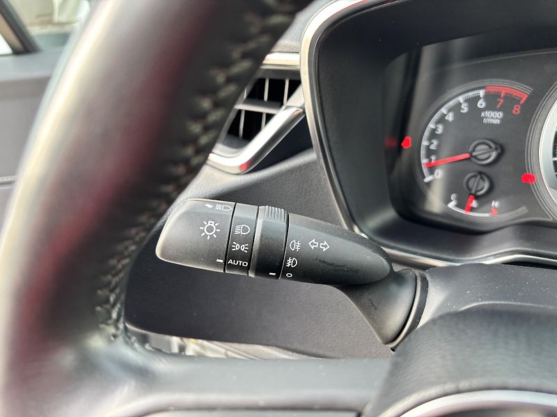 Toyota Corolla (2019) 1.2Turbo 85kW Alu kola! - fotka 21 z 29
