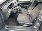 Volkswagen Passat (2018) 2.0 TDi 4x4, Comfortline - náhled 9