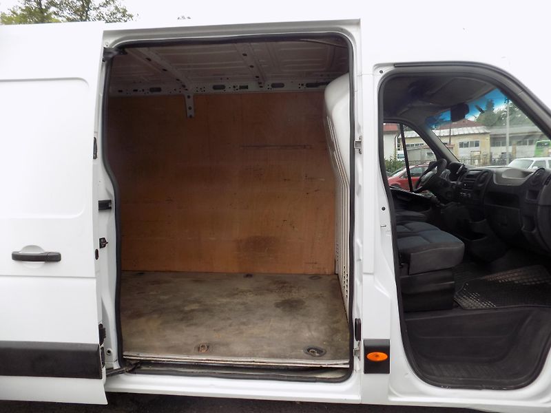 Renault Master (2014) 2,3 110KW MAXI KLIMA - fotka 27 z 35