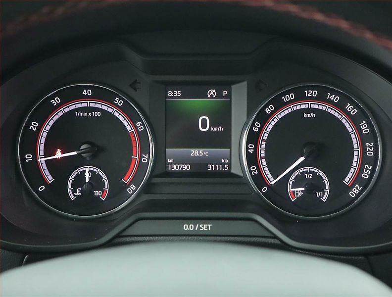 Škoda Octavia (2017) RS 2.0 TSI - fotka 11 z 16