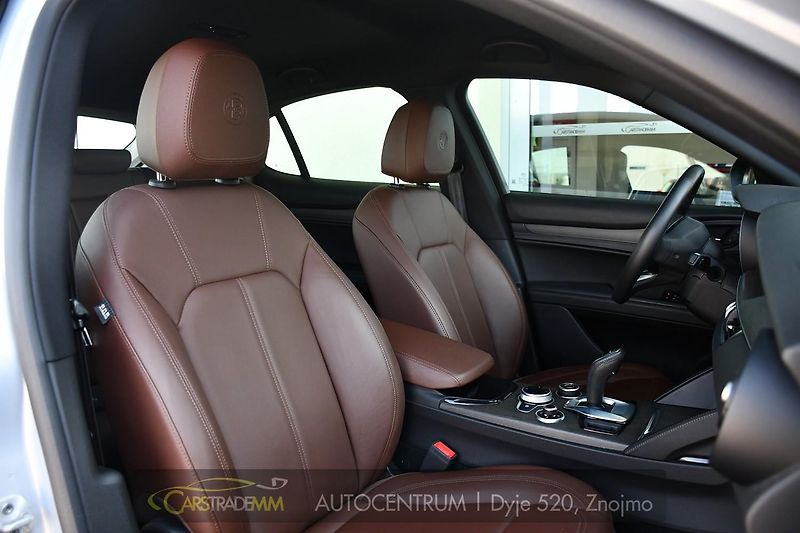 Alfa Romeo Stelvio 2,2 JTDm Q4 154kW TAŽNÉ - fotka 17 z 53