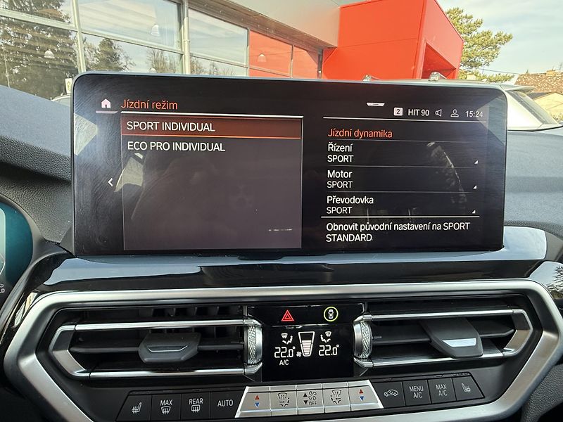 BMW X3 (2022) 30XD 210kW LASER PANORAMA CZ!! - fotka 32 z 43