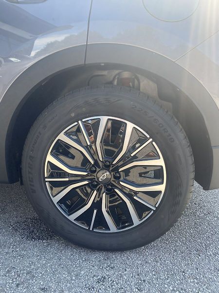 Chery Tiggo 7 PHEV PHEV FWD Unique - fotka 29 z 29