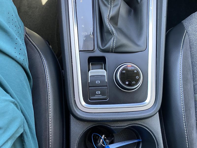 Seat Ateca 2.0TSI 140KW- DSG - LED -1xMAJ - fotka 36 z 56