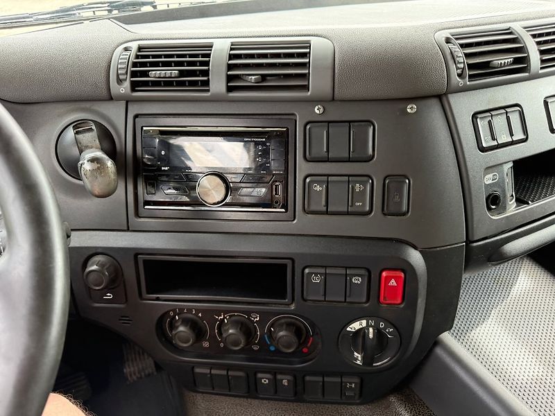 DAF CF310 EURO 6 - fotka 13 z 19