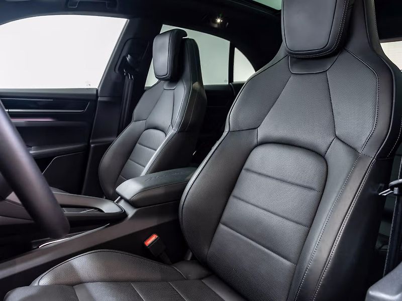 Porsche Macan 4S PASM InnoDrive 360 Pano Ven - fotka 10 z 18