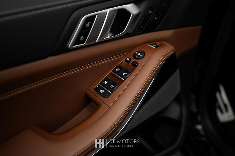 BMW X5 (2024) xDrive40i mHEV 280kW - fotka 28 z 55