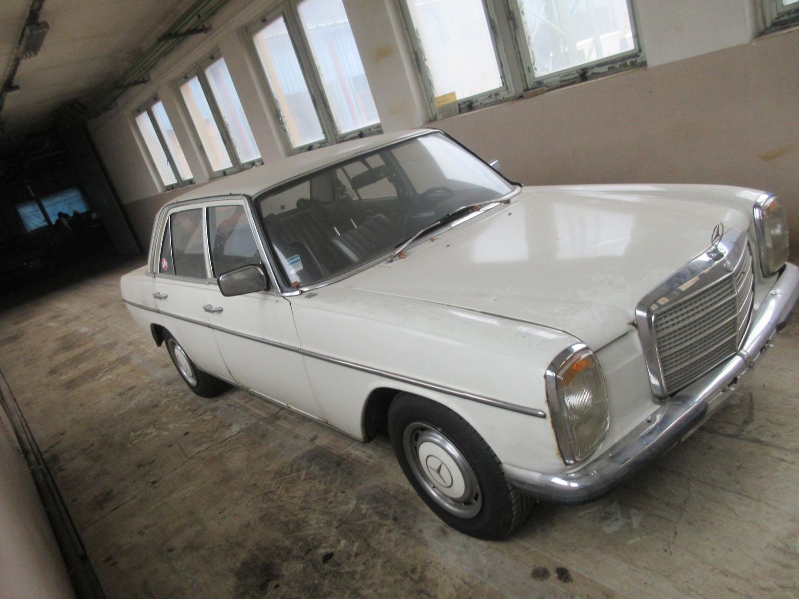 Mercedes-Benz 115