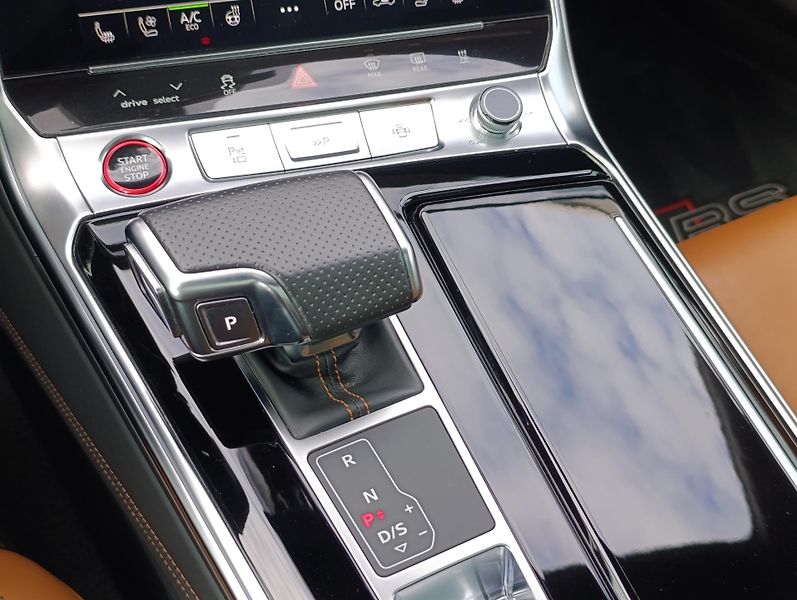 Audi RS 7 4.0TFSI AUDI EXCLUSIVE DPH - fotka 39 z 53
