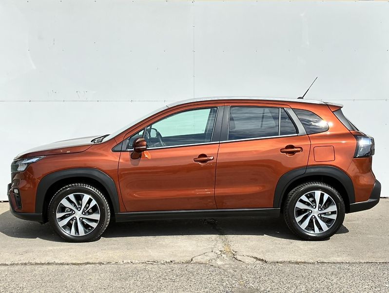 Suzuki S-Cross 1.4 BoosterJet 6AT 4x4 Eleganc - fotka 8 z 21