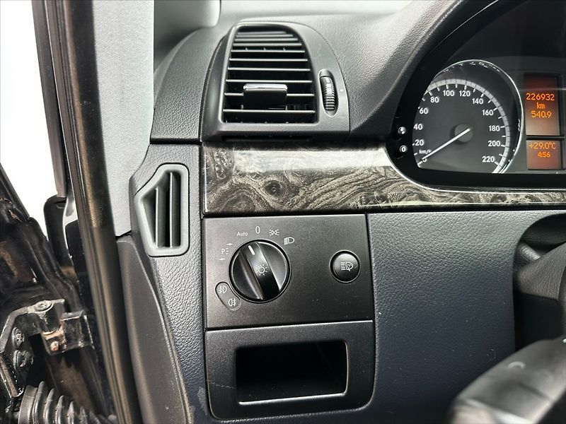 Mercedes-Benz Viano 3,0 CDI 165KW-EXTRALONG 7MIST - fotka 22 z 42